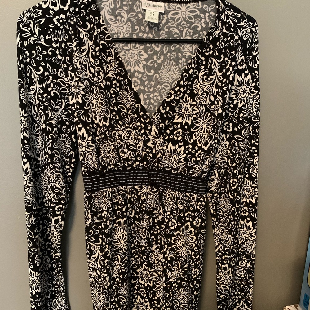 Motherhood Maternity black/white top medium